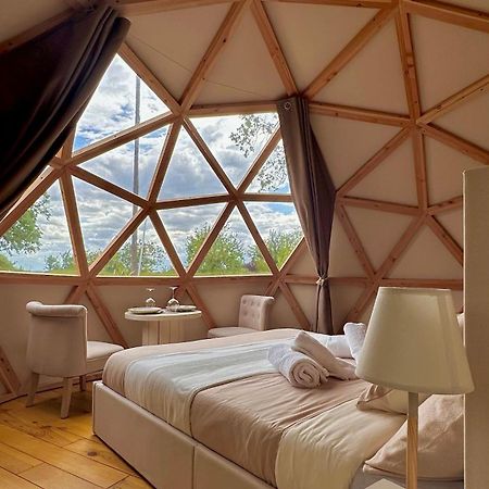 Dome Pathome Catonvielle Екстериор снимка